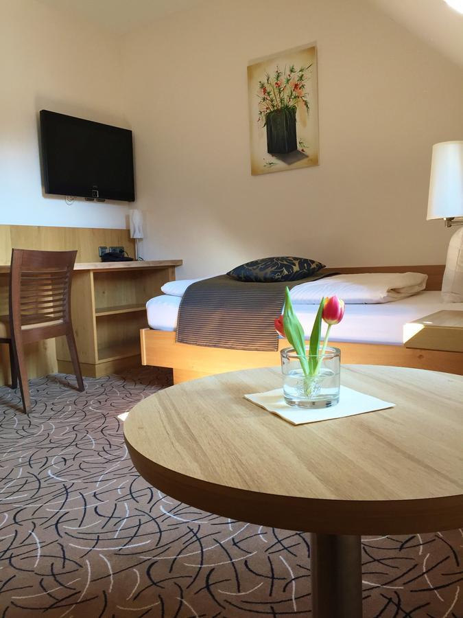 Hotel Glutschaufel Eschenbach in der Oberpfalz المظهر الخارجي الصورة